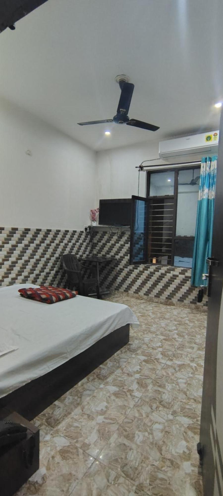 Tushar Guest House Jawāla Mukhi Esterno foto